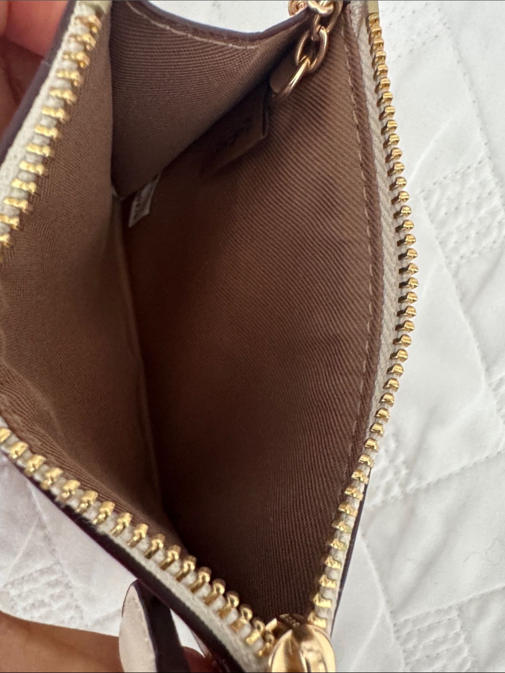 Coach Beige and Chalk Signature Zip Card Case - Picture 3 of 6